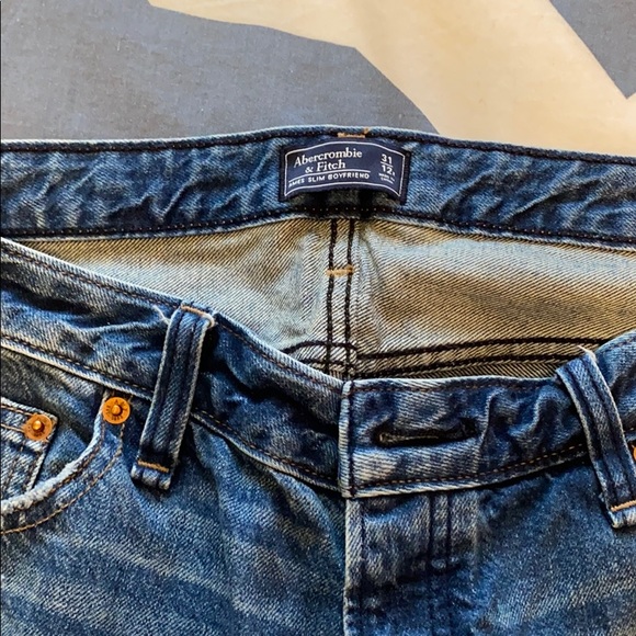 Abercrombie mom jeans size 31 / 12 regular - Picture 2 of 3
